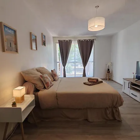 Апартаменты Capouchine Parking Et Balcon Proche Centre