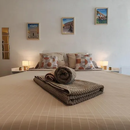 Capouchine Parking Et Balcon Proche Centre Lägenhet Nîmes